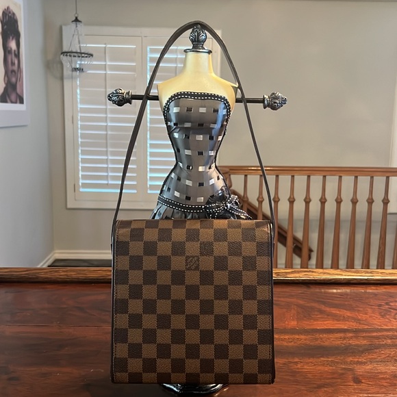 LOUIS VUITTON Tribeca Mini Damier Ebene Shoulderbag - Picture 3 of 16